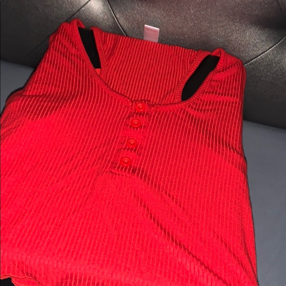 RED AND YELLOW TANK TOP !
